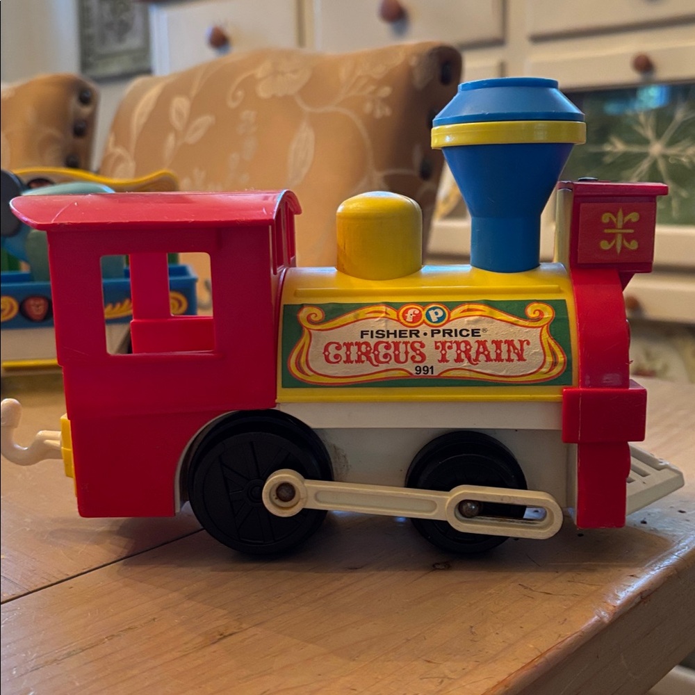 Fisher Price Circus Train - Picture 3 of 16